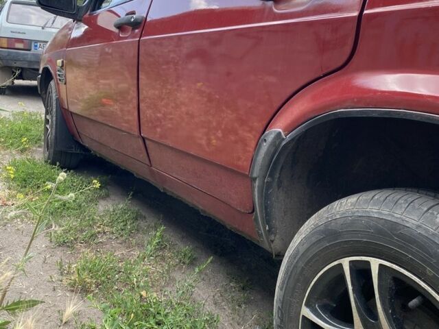 Красный ВАЗ 21093, объемом двигателя 1.5 л и пробегом 180 тыс. км за 1100 $, фото 4 на Automoto.ua