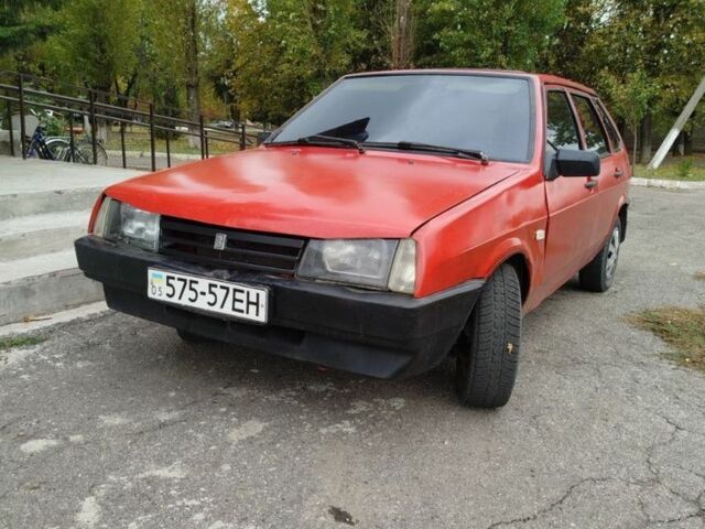 Красный ВАЗ 21093, объемом двигателя 1.3 л и пробегом 1 тыс. км за 591 $, фото 1 на Automoto.ua