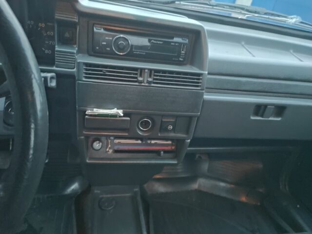 ВАЗ 21093 2006 в Запорожье на Automoto.ua Красный ВАЗ 21093, объемом двигателя 1.5 л и пробегом 164 тыс. км за 2200 $, фото 7 на Automoto.ua