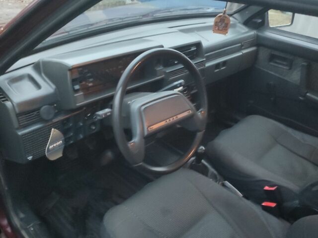 ВАЗ 21093 2006 в Запорожье на Automoto.ua Красный ВАЗ 21093, объемом двигателя 1.5 л и пробегом 164 тыс. км за 2200 $, фото 6 на Automoto.ua