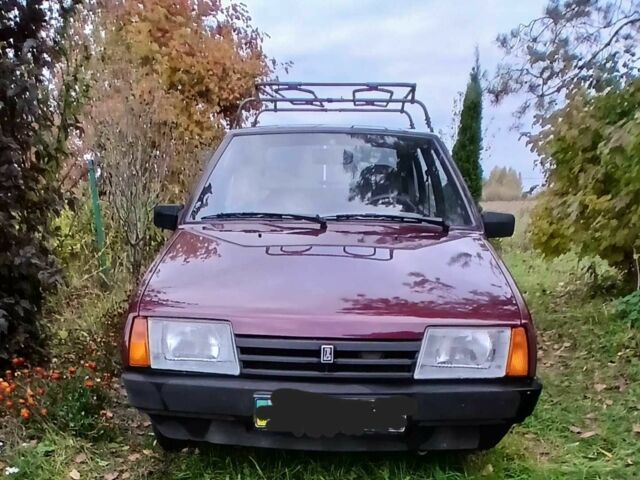 ВАЗ 21093 2007 в Луцке на Automoto.ua Красный ВАЗ 21093, объемом двигателя 0 л и пробегом 54 тыс. км за 2450 $, фото 1 на Automoto.ua