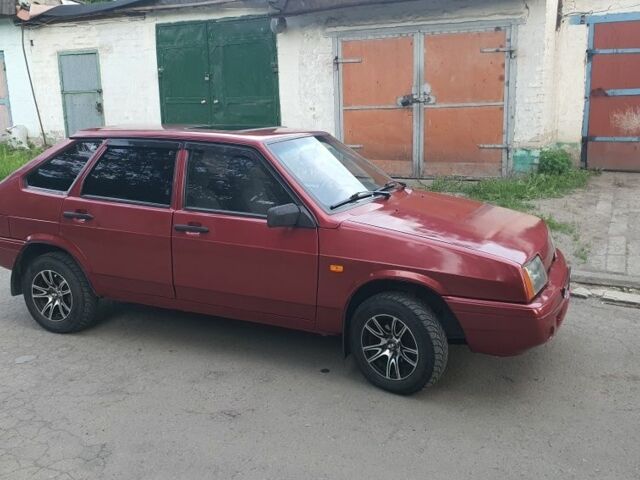 Красный ВАЗ 21093, объемом двигателя 1 л и пробегом 700 тыс. км за 1650 $, фото 3 на Automoto.ua