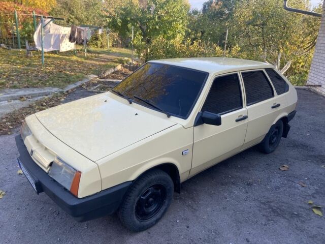 Желтый ВАЗ 21093, объемом двигателя 1.5 л и пробегом 2 тыс. км за 1650 $, фото 4 на Automoto.ua