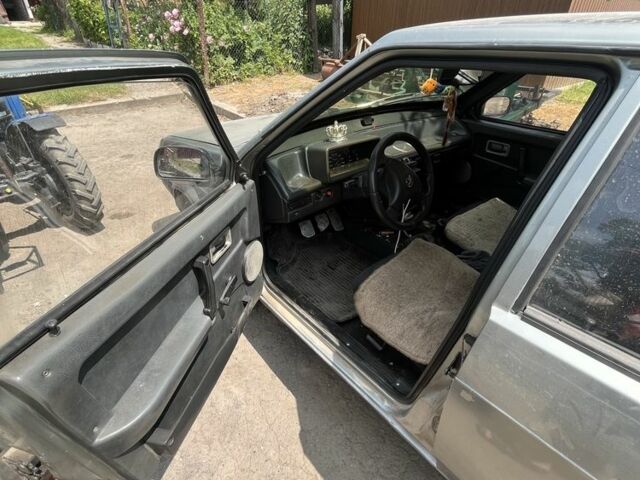 Серый ВАЗ 21093, объемом двигателя 1.5 л и пробегом 94 тыс. км за 800 $, фото 5 на Automoto.ua