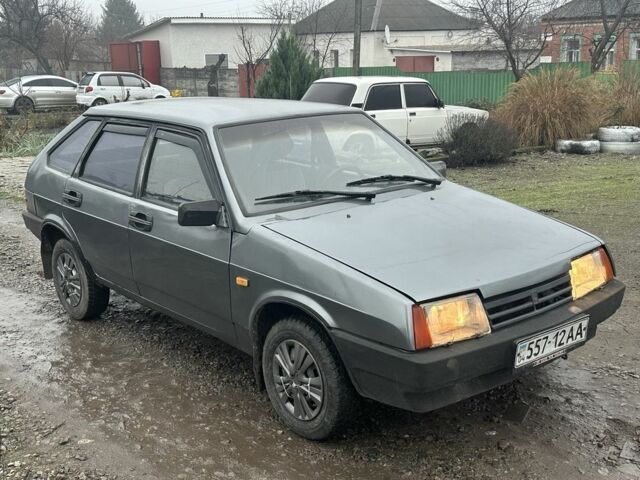 Серый ВАЗ 21093, объемом двигателя 1.5 л и пробегом 57 тыс. км за 1000 $, фото 1 на Automoto.ua