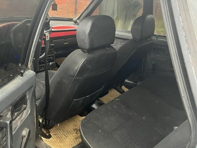 Серый ВАЗ 21093, объемом двигателя 1.5 л и пробегом 150 тыс. км за 1000 $, фото 5 на Automoto.ua