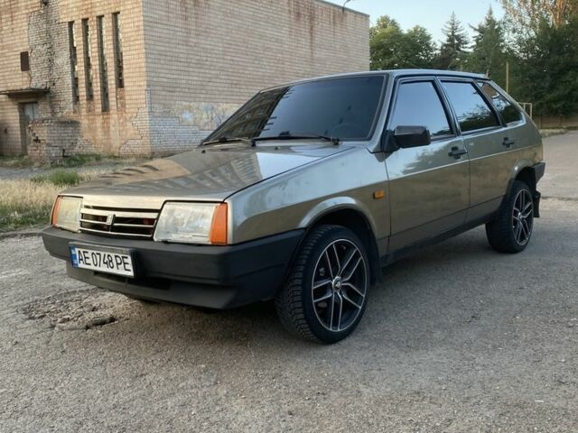 ВАЗ 21093 2001 в Кривом Роге на Automoto.ua Серый ВАЗ 21093, объемом двигателя 1.5 л и пробегом 160 тыс. км за 700 $, фото 3 на Automoto.ua