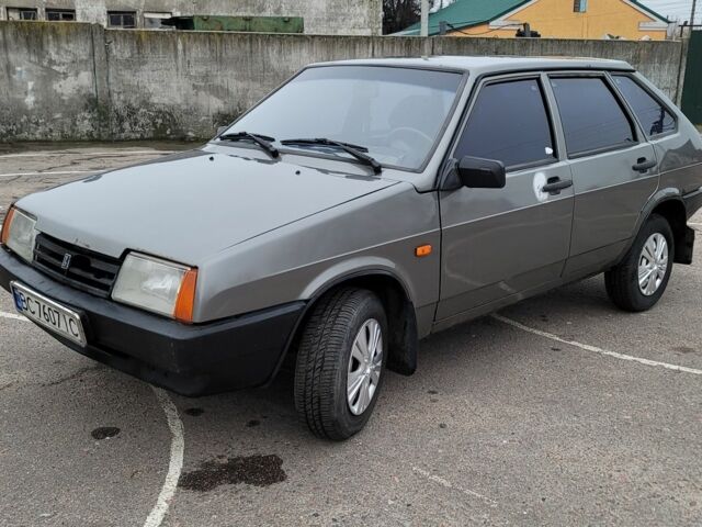 Серый ВАЗ 21093, объемом двигателя 1.5 л и пробегом 100 тыс. км за 800 $, фото 3 на Automoto.ua