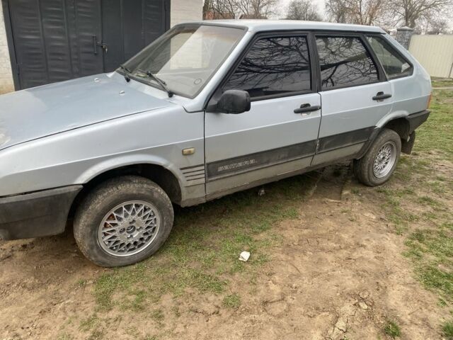 Серый ВАЗ 21093, объемом двигателя 1.5 л и пробегом 270 тыс. км за 800 $, фото 1 на Automoto.ua