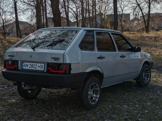Серый ВАЗ 21093, объемом двигателя 0 л и пробегом 140 тыс. км за 2450 $, фото 2 на Automoto.ua