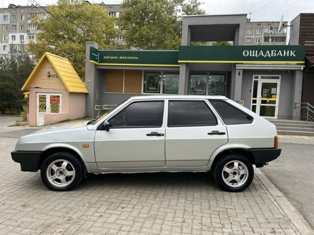 ВАЗ 21093 2004 в Николаеве на Automoto.ua Серый ВАЗ 21093, объемом двигателя 1.5 л и пробегом 200 тыс. км за 1650 $, фото 2 на Automoto.ua