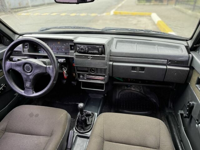 Серый ВАЗ 21093, объемом двигателя 1.5 л и пробегом 203 тыс. км за 1250 $, фото 7 на Automoto.ua