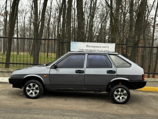 Серый ВАЗ 21093, объемом двигателя 1.5 л и пробегом 203 тыс. км за 1250 $, фото 2 на Automoto.ua