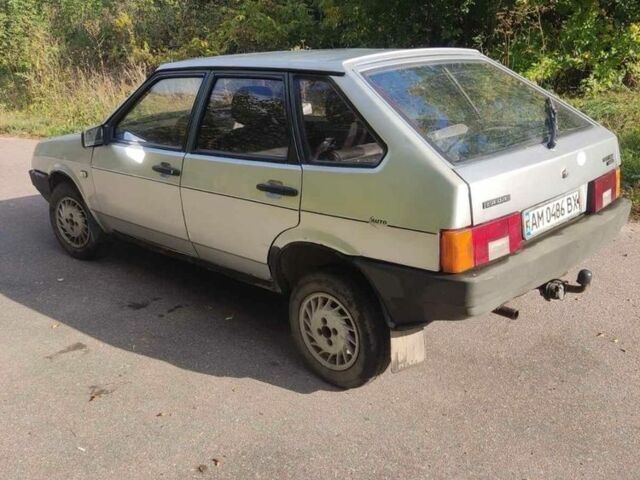Сірий ВАЗ 21093, об'ємом двигуна 1.5 л та пробігом 147 тис. км за 450 $, фото 2 на Automoto.ua