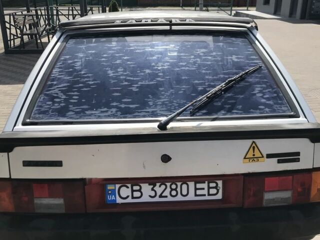 Серый ВАЗ 21093, объемом двигателя 1.5 л и пробегом 358 тыс. км за 1100 $, фото 3 на Automoto.ua