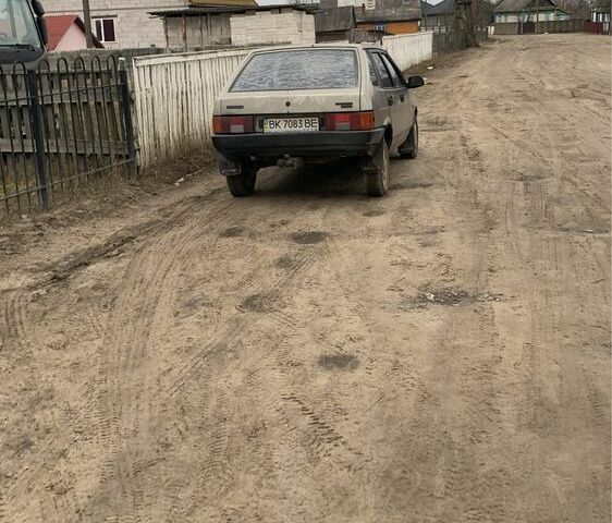 Сірий ВАЗ 21093, об'ємом двигуна 1.5 л та пробігом 230 тис. км за 900 $, фото 1 на Automoto.ua