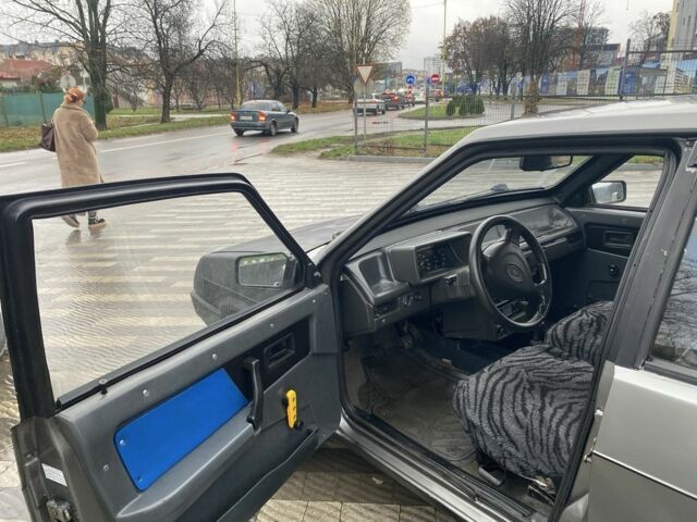 Серый ВАЗ 21093, объемом двигателя 1.5 л и пробегом 300 тыс. км за 600 $, фото 6 на Automoto.ua