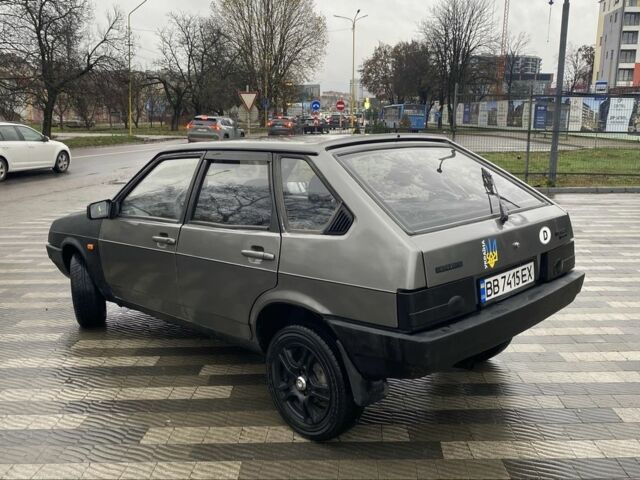 Серый ВАЗ 21093, объемом двигателя 1.5 л и пробегом 300 тыс. км за 600 $, фото 5 на Automoto.ua