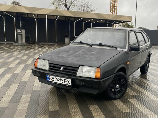 Серый ВАЗ 21093, объемом двигателя 1.5 л и пробегом 300 тыс. км за 600 $, фото 2 на Automoto.ua