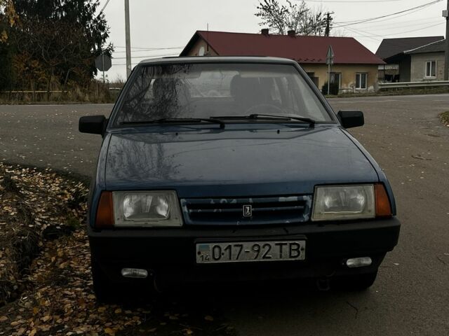 Синий ВАЗ 21093, объемом двигателя 1.5 л и пробегом 250 тыс. км за 950 $, фото 1 на Automoto.ua