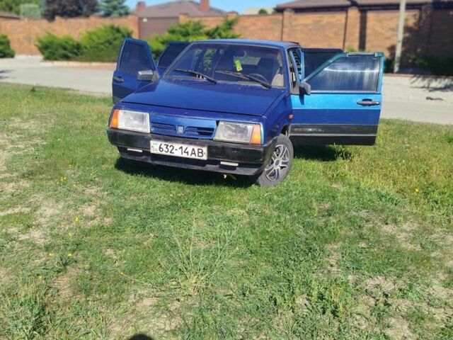 Синий ВАЗ 21093, объемом двигателя 0 л и пробегом 400 тыс. км за 638 $, фото 6 на Automoto.ua