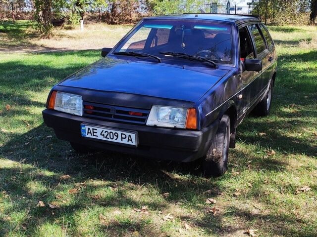 Синий ВАЗ 21093, объемом двигателя 1.5 л и пробегом 220 тыс. км за 1300 $, фото 1 на Automoto.ua
