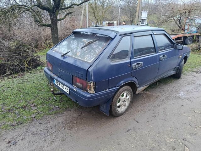 Синий ВАЗ 21093, объемом двигателя 1.5 л и пробегом 200 тыс. км за 450 $, фото 2 на Automoto.ua