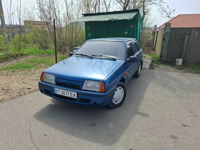 Синий ВАЗ 21093, объемом двигателя 1.5 л и пробегом 200 тыс. км за 2500 $, фото 1 на Automoto.ua