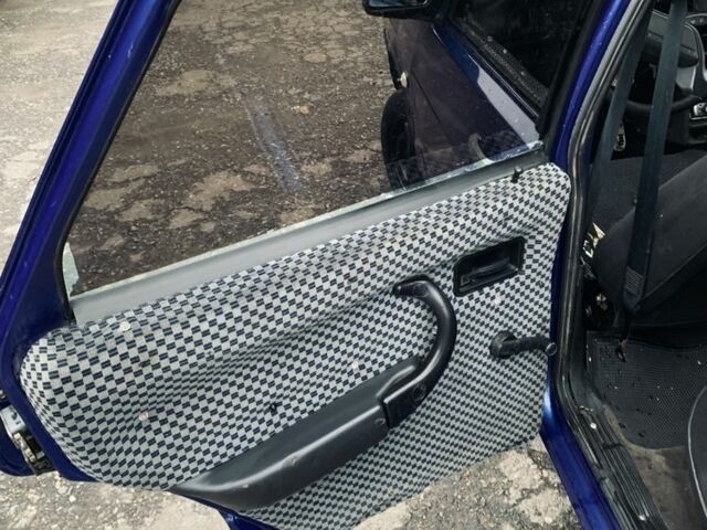 Синий ВАЗ 21093, объемом двигателя 1.5 л и пробегом 222 тыс. км за 799 $, фото 5 на Automoto.ua