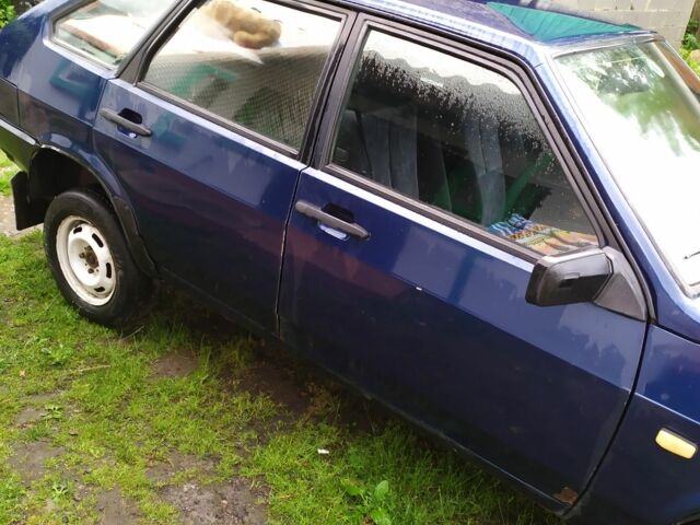 Синий ВАЗ 21093, объемом двигателя 1.5 л и пробегом 180 тыс. км за 1000 $, фото 4 на Automoto.ua