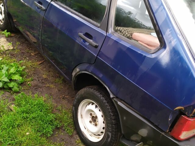 Синий ВАЗ 21093, объемом двигателя 1.5 л и пробегом 180 тыс. км за 1000 $, фото 5 на Automoto.ua