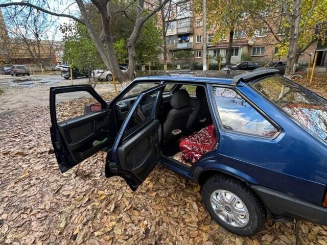 ВАЗ 21093 2005 в Подольск (Котовск) на Automoto.ua Синий ВАЗ 21093, объемом двигателя 1.5 л и пробегом 215 тыс. км за 1500 $, фото 9 на Automoto.ua
