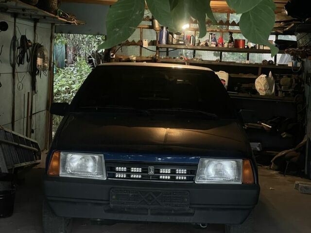 Синий ВАЗ 21093, объемом двигателя 1.6 л и пробегом 197 тыс. км за 2000 $, фото 4 на Automoto.ua