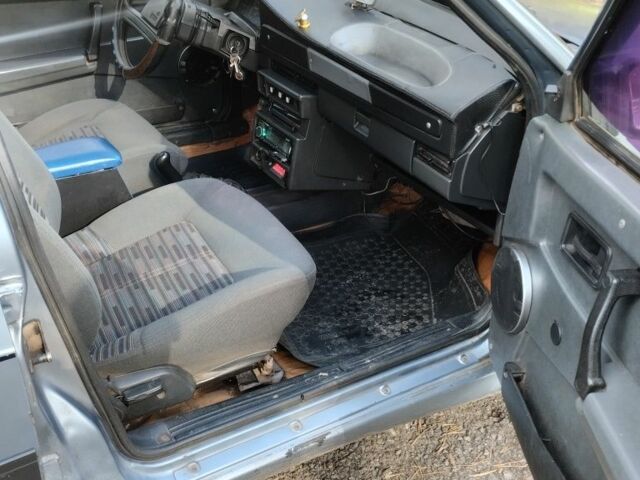 Синий ВАЗ 21093, объемом двигателя 1.5 л и пробегом 276 тыс. км за 1150 $, фото 8 на Automoto.ua