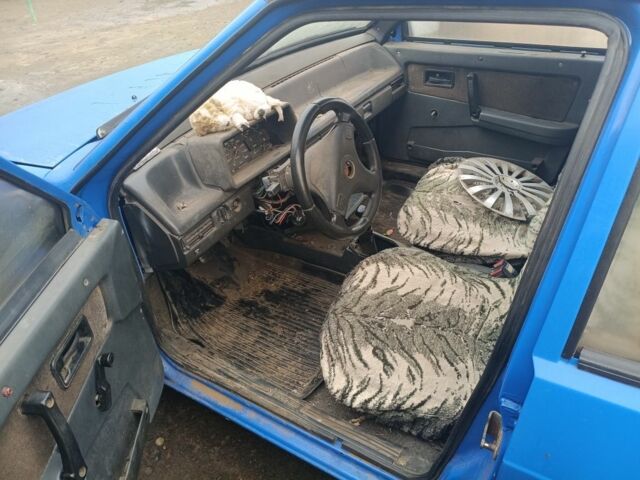 Синий ВАЗ 21093, объемом двигателя 1 л и пробегом 77 тыс. км за 950 $, фото 3 на Automoto.ua