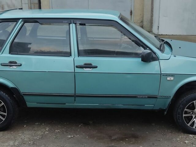 Зеленый ВАЗ 21093, объемом двигателя 1.5 л и пробегом 200 тыс. км за 1500 $, фото 2 на Automoto.ua