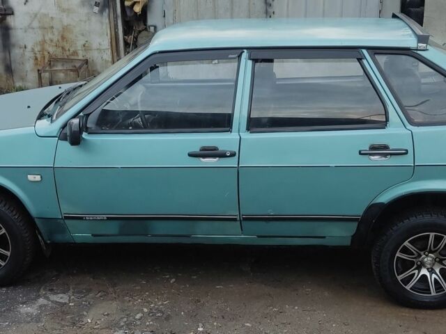 Зеленый ВАЗ 21093, объемом двигателя 1.5 л и пробегом 200 тыс. км за 1500 $, фото 4 на Automoto.ua