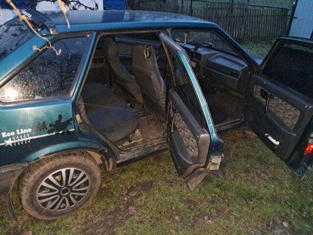 Зеленый ВАЗ 21093, объемом двигателя 0 л и пробегом 185 тыс. км за 1068 $, фото 5 на Automoto.ua