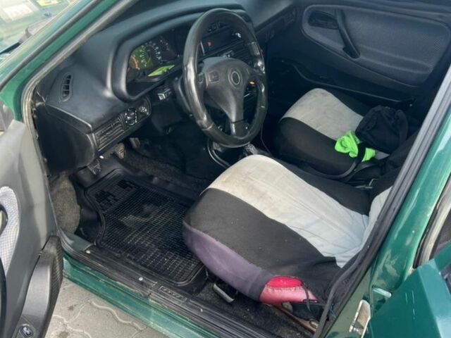 Зеленый ВАЗ 21093, объемом двигателя 1.6 л и пробегом 100 тыс. км за 1050 $, фото 7 на Automoto.ua