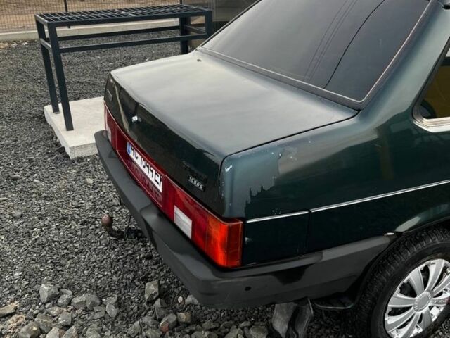 Зеленый ВАЗ 21093, объемом двигателя 1.5 л и пробегом 100 тыс. км за 1500 $, фото 4 на Automoto.ua
