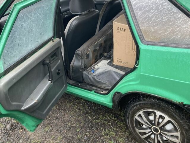 Зеленый ВАЗ 21093, объемом двигателя 1.5 л и пробегом 25 тыс. км за 630 $, фото 6 на Automoto.ua