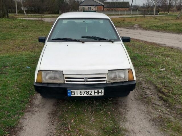 Белый ВАЗ 21099, объемом двигателя 1.5 л и пробегом 111 тыс. км за 1150 $, фото 1 на Automoto.ua