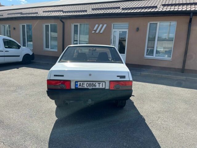 Белый ВАЗ 21099, объемом двигателя 1.5 л и пробегом 11 тыс. км за 1500 $, фото 1 на Automoto.ua