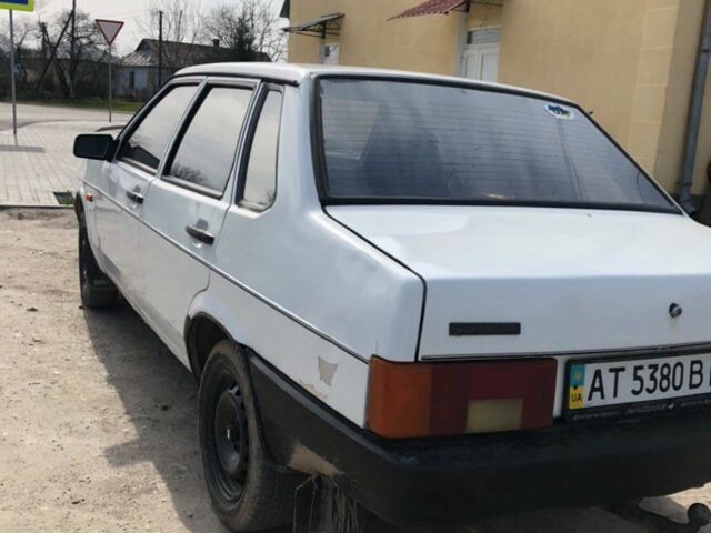 Белый ВАЗ 21099, объемом двигателя 1.5 л и пробегом 80 тыс. км за 699 $, фото 1 на Automoto.ua