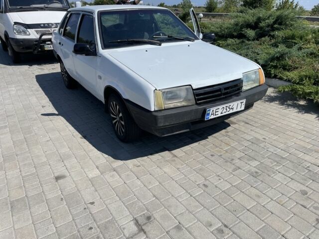 Белый ВАЗ 21099, объемом двигателя 1.5 л и пробегом 150 тыс. км за 800 $, фото 1 на Automoto.ua