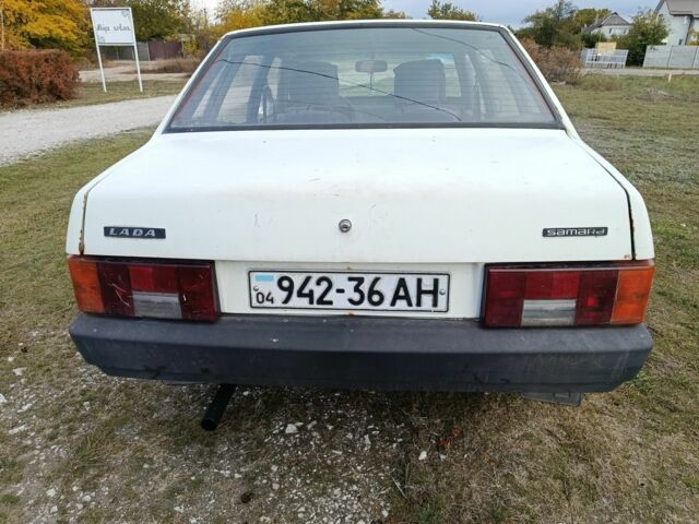 Белый ВАЗ 21099, объемом двигателя 1.5 л и пробегом 120 тыс. км за 900 $, фото 4 на Automoto.ua