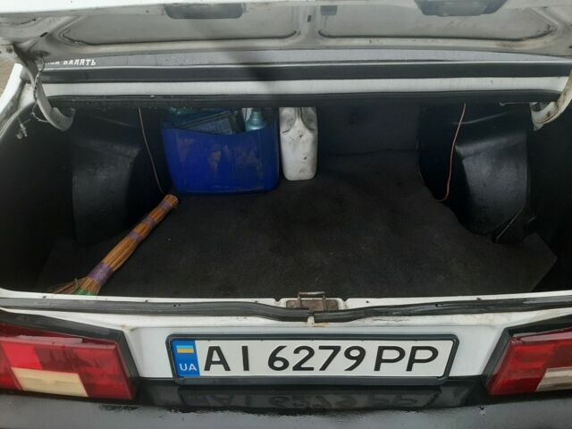 Белый ВАЗ 21099, объемом двигателя 1.5 л и пробегом 5 тыс. км за 850 $, фото 2 на Automoto.ua