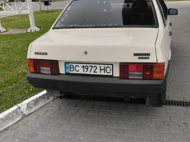 Белый ВАЗ 21099, объемом двигателя 1.3 л и пробегом 280 тыс. км за 1200 $, фото 3 на Automoto.ua