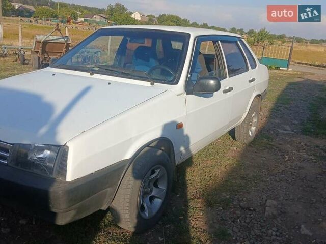 Білий ВАЗ 21099, об'ємом двигуна 1.5 л та пробігом 932 тис. км за 1250 $, фото 1 на Automoto.ua