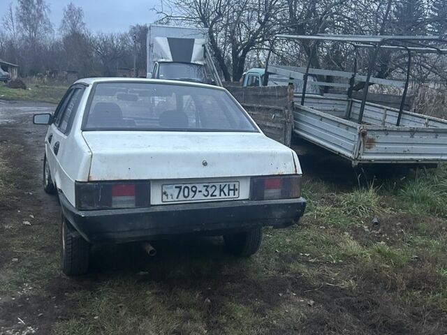 Белый ВАЗ 21099, объемом двигателя 0 л и пробегом 3 тыс. км за 400 $, фото 2 на Automoto.ua